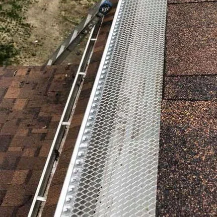 gutter screen installation Aquebogue ny